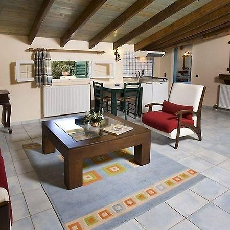 Yannis Servos Barbati Apartments Buitenkant foto
