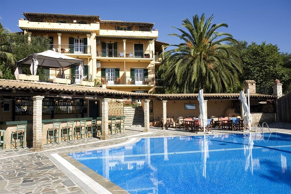 Yannis Servos Barbati Apartments Buitenkant foto